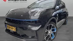 Zwart, metallic lak Gebruikt 2023 Lynk & Co 01 SUV | € 27.898 (Eerlijke prijs)