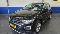 Gebruikt 2020 VW T-Roc Style SUV | € 24.950 (Eerlijke prijs)