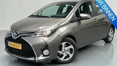 Grijs Gebruikt 2016 Toyota Yaris Trend Hatchback | € 13.950 (Eerlijke prijs)