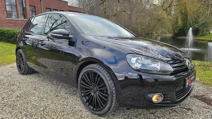 Zwart Gebruikt 2009 VW Golf VI Highline Hatchback | € 5.999 (Eerlijke prijs)