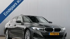 Grijs Gebruikt 2023 BMW 320e Comfort Edition Sedan | € 35.845 (Eerlijke prijs)