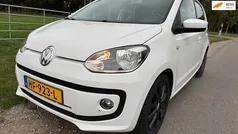 Wit Gebruikt 2015 VW up! high up! Hatchback | € 7.450 (Eerlijke prijs)