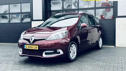 Occasion Renault Grand Scénic III 132 PK (97 kW) 2014 Rood (metallic) MPV