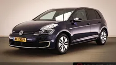 Blauw Gebruikt 2019 VW e-Golf Hatchback | € 13.495 (Eerlijke prijs)