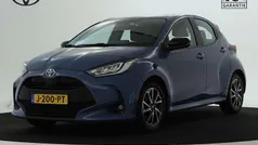 Blauw Gebruikt 2020 Toyota Yaris Hatchback | € 17.950 (Eerlijke prijs)