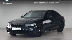 Zwart Gebruikt 2020 BMW 318 M Sport Sedan | € 29.950 (Eerlijke prijs)