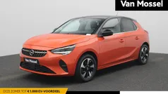 Oranje Gebruikt 2023 Opel Corsa-e Elegance Hatchback | € 18.400 (Eerlijke prijs)