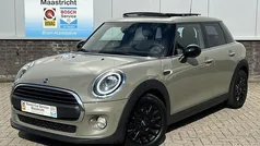 Grijs Gebruikt 2018 Mini Cooper Hatchback | € 17.495 (Goede deal)