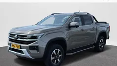Bruin Nieuw 2024 VW Amarok Pickup | € 47.402 (Super prijs)