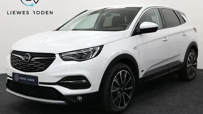 Wit (metallic) Occasion 2020 Opel Grandland X Executive SUV | € 21.450 (Eerlijke prijs)