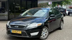 Zwart, metallic lak Gebruikt 2009 Ford Mondeo Ghia Hatchback | € 999 (Super prijs)