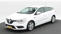 Wit Gebruikt 2017 Renault Mégane GrandTour Life Stationwagen | € 10.950 (Eerlijke prijs)