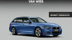 Blauw, metallic lak Gebruikt 2018 BMW 320 M Sport Stationwagen | € 21.950 (Eerlijke prijs)