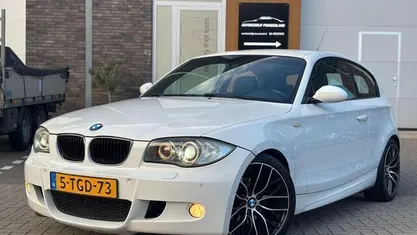 Wit Gebruikt 2008 BMW 120 M Sport Hatchback | € 4.250 (Eerlijke prijs)