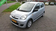 Grijs Gebruikt 2007 Daihatsu Cuore Hatchback | € 1.750 (Eerlijke prijs)