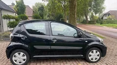 Zwart Gebruikt 2011 Toyota Aygo Comfort Hatchback | € 2.950 (Eerlijke prijs)