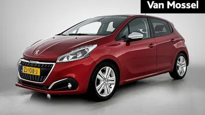 Occasion 2019 Peugeot 208 Signature Sky Hatchback | € 9.640 (Super prijs)