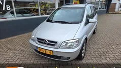 Grijs Gebruikt 2005 Opel Zafira MPV | € 2.250 (Eerlijke prijs)