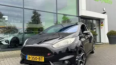 Zwart Gebruikt 2014 Ford Fiesta ST Hatchback | € 10.945 (Eerlijke prijs)