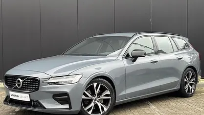 Gebruikt 2021 Volvo V60 R-Design Stationwagen | € 29.950 (Eerlijke prijs)