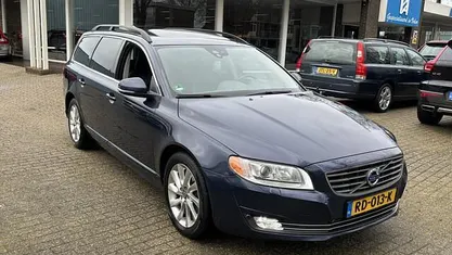 Blauw Occasion 2014 Volvo V70 Momentum Stationwagen | € 10.750 (Eerlijke prijs)