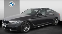 Grijs, metallic lak Gebruikt 2019 BMW 520 Executive Sedan | € 31.900 (Eerlijke prijs)