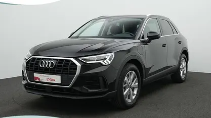 Zwart Gebruikt 2021 Audi Q3 Business SUV | € 28.400 (Goede deal)