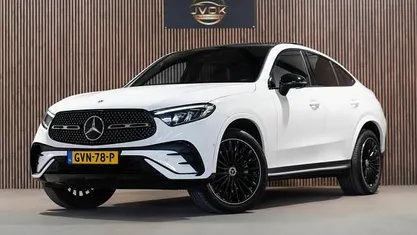 Wit Occasion 2024 Mercedes GLC300 AMG line Coupé | € 68.900 (Goede deal)
