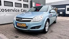Blauw Gebruikt 2010 Opel Astra Hatchback | € 3.450 (Goede deal)