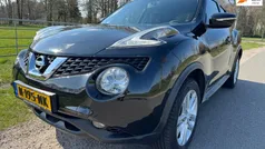 Zwart, metallic lak Gebruikt 2017 Nissan Juke N-Connecta SUV | € 10.950 (Eerlijke prijs)