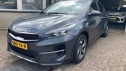 Grijs Gebruikt 2022 Kia XCeed SUV | € 21.950 (Super prijs)