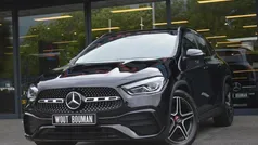 Zwart, metallic lak Gebruikt 2021 Mercedes GLA200 AMG SUV | € 38.900 (Eerlijke prijs)