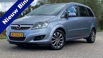 Occasion Opel Zafira Edition 140 PK (102 kW) 2011 Grijs MPV