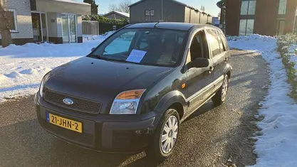 Zwart (metallic) Occasion 2009 Ford Fusion MPV | € 3.290 (Eerlijke prijs)