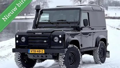 Occasion Land Rover Defender 122 PK (89 kW) 2006 Zwart Hatchback