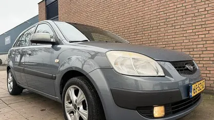 Occasion Kia Rio 97 PK (71 kW) 2006 Hatchback