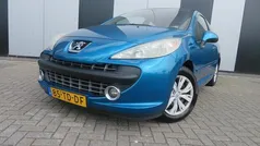 Blauw, metallic lak Gebruikt 2006 Peugeot 207 Hatchback | € 2.250 (Eerlijke prijs)