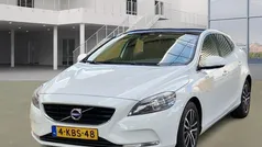 Wit Gebruikt 2013 Volvo V40 Momentum Stationwagen | € 5.495 (Eerlijke prijs)