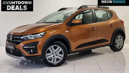 Occasion 2022 Dacia Sandero Comfort Hatchback | € 15.750 (Eerlijke prijs)