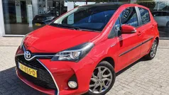 Rood Gebruikt 2016 Toyota Yaris Hatchback | € 14.500 (Eerlijke prijs)