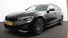 Gebruikt 2022 BMW 330e M Sport Stationwagen | € 36.390 (Eerlijke prijs)