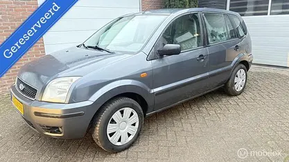 Gebruikt 2003 Ford Fusion MPV | € 999 (Goede deal)