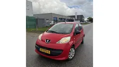 Rood Gebruikt 2008 Peugeot 107 Hatchback | € 1.799 (Eerlijke prijs)
