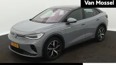 Grijs Gebruikt 2022 VW ID.5 GTX SUV | € 32.900 (Goede deal)
