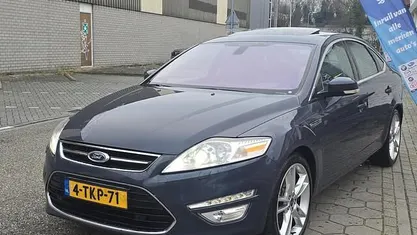 Occasion Ford Mondeo Platinum 161 PK (118 kW) 2014 Grijs Hatchback