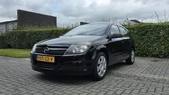 Zwart Gebruikt 2005 Opel Astra Sport Hatchback | € 2.799 (Eerlijke prijs)