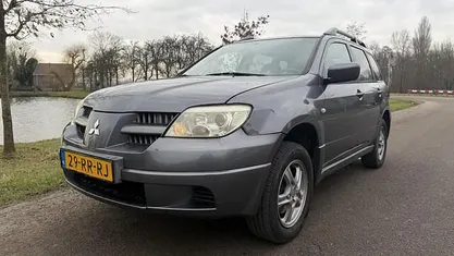Occasion 2005 Mitsubishi Outlander Invite SUV | € 2.250 (Eerlijke prijs)