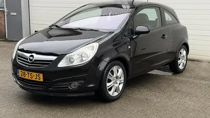 Occasion 2007 Opel Corsa Cosmo Hatchback | € 2.450 (Eerlijke prijs)