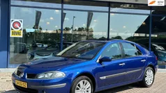 Blauw Gebruikt 2008 Renault Laguna III Hatchback | € 3.449 (Eerlijke prijs)