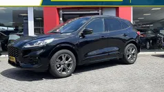Zwart Gebruikt 2024 Ford Kuga ST-Line SUV | € 33.390 (Eerlijke prijs)